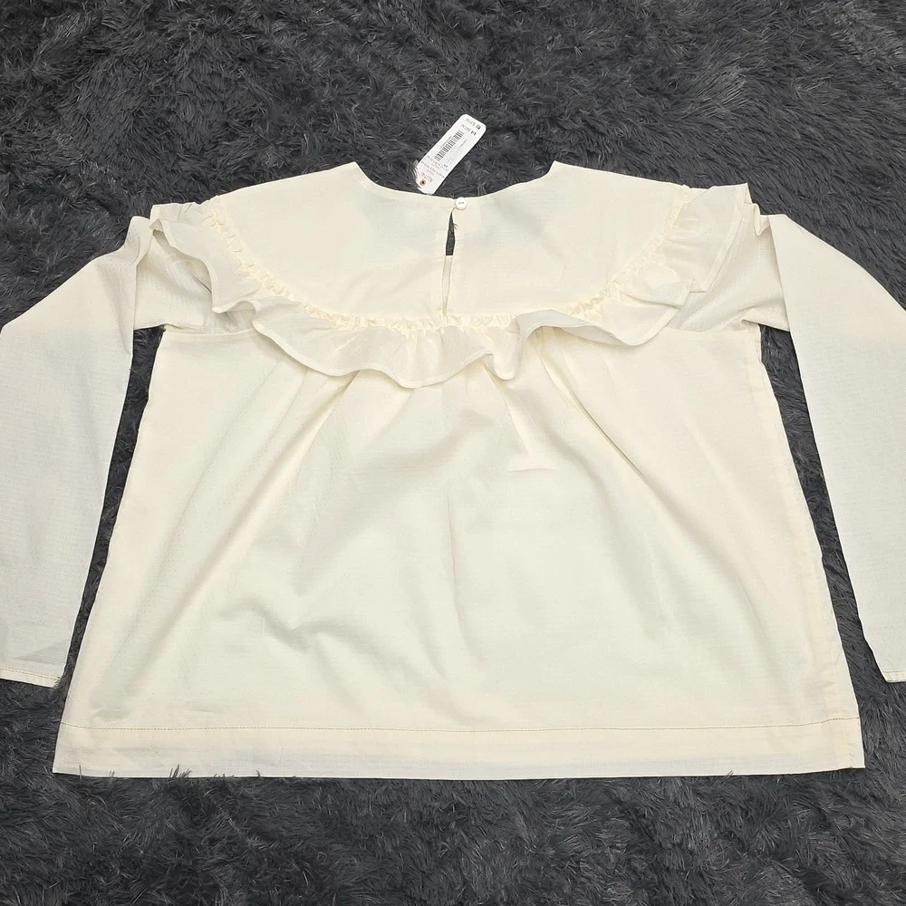 Gymboree Cream Ruffled Girls Blouse.  Size XL.  NWT!